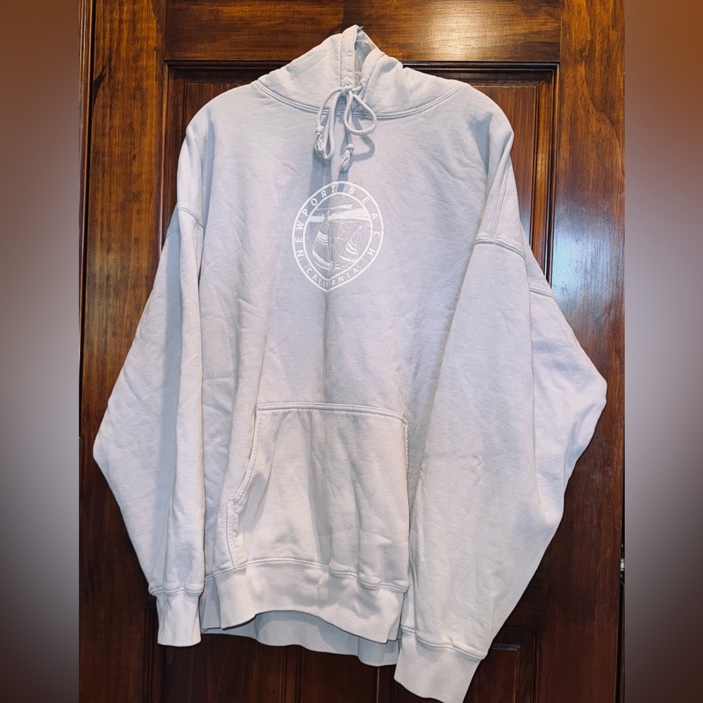 Brandy Melville: Newport Beach Hoodie